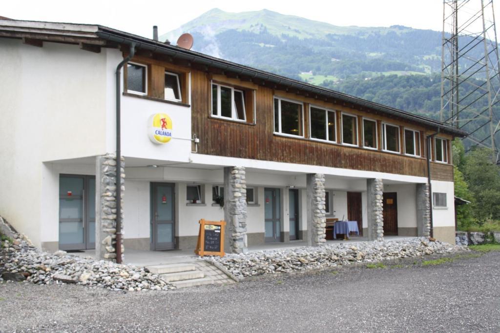 Sporti Grusch Hostel Екстериор снимка
