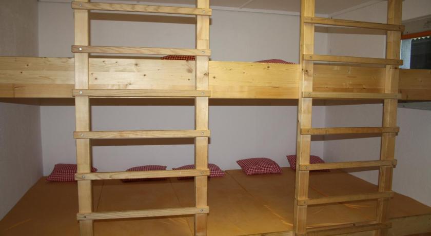 Sporti Grusch Hostel Стая снимка