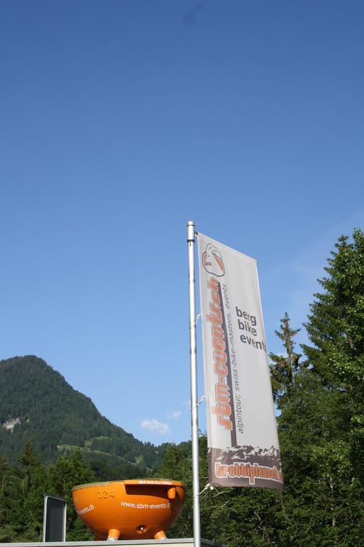 Sporti Grusch Hostel Екстериор снимка