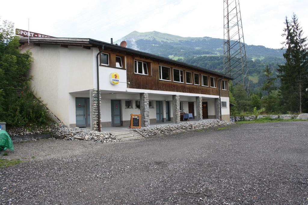 Sporti Grusch Hostel Екстериор снимка