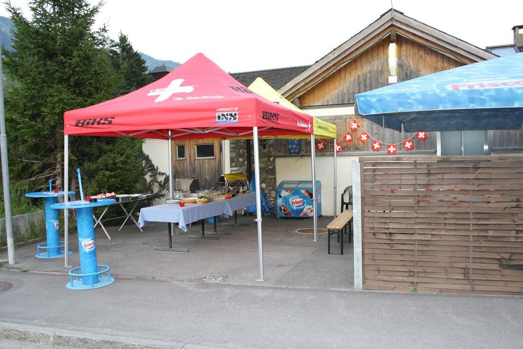 Sporti Grusch Hostel Екстериор снимка